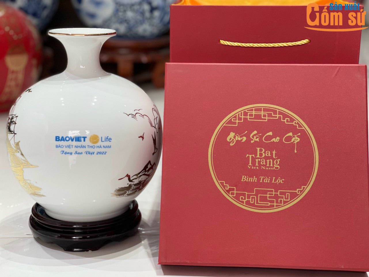 B&igrave;nh h&uacute;t lộc l&agrave;m qu&agrave; tặng doanh nghiệp