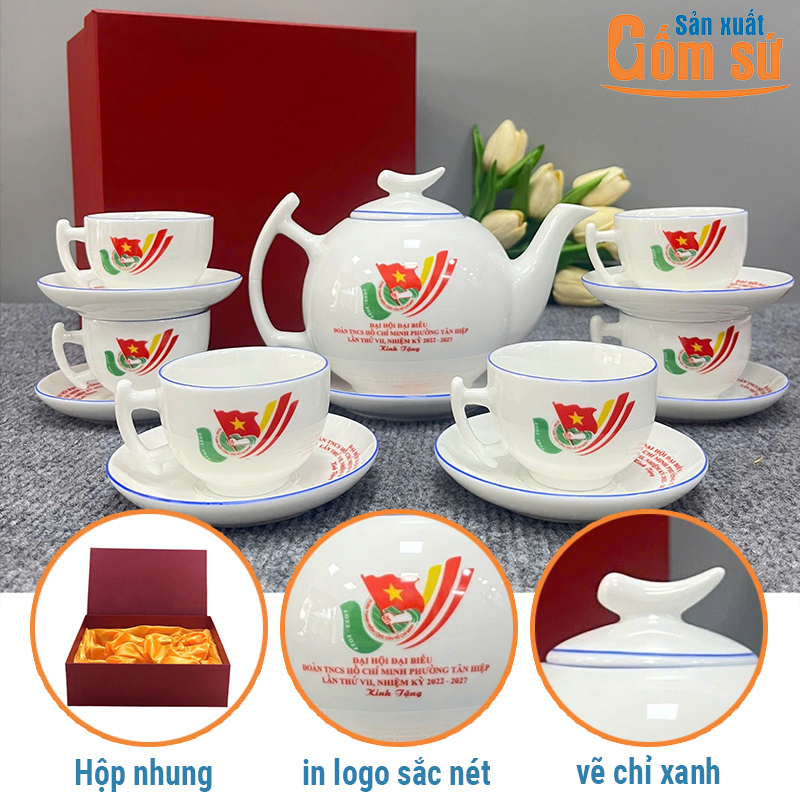 Đặc điểm bộ ấm ch&eacute;n B&aacute;t Tr&agrave;ng d&aacute;ng bưởi c&agrave;nh chỉ xanh in logo