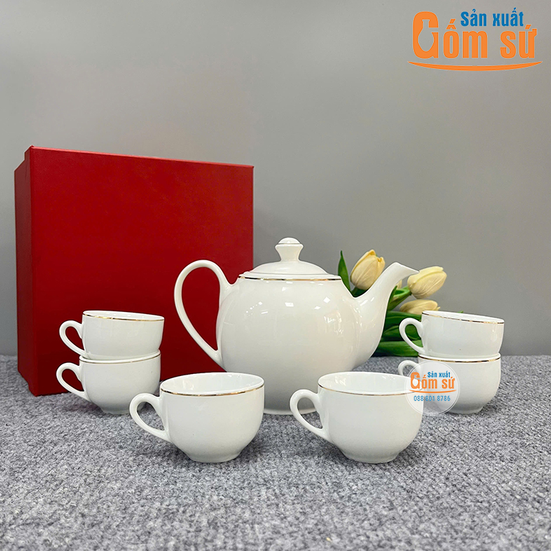 Bộ ấm ch&eacute;n B&aacute;t Tr&agrave;ng d&aacute;ng Minh Long chỉ v&agrave;ng