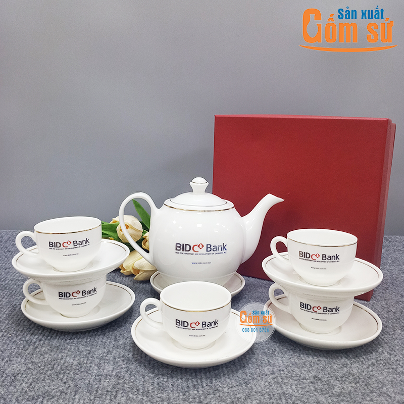 Bộ ấm ch&eacute;n B&aacute;t Tr&agrave;ng d&aacute;ng Minh Long in logo 