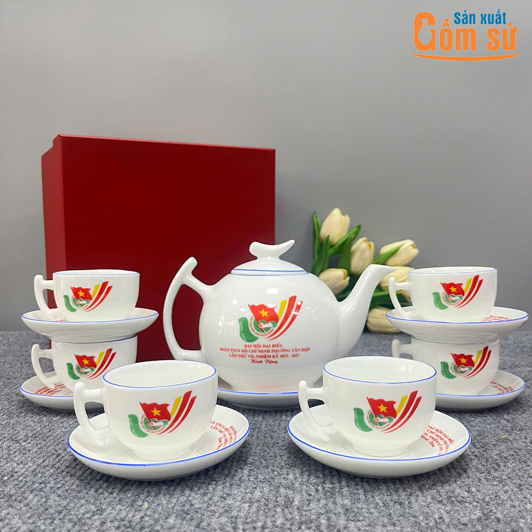Bộ tr&agrave; bưởi chỉ xanh in logo Đại hội Đo&agrave;n