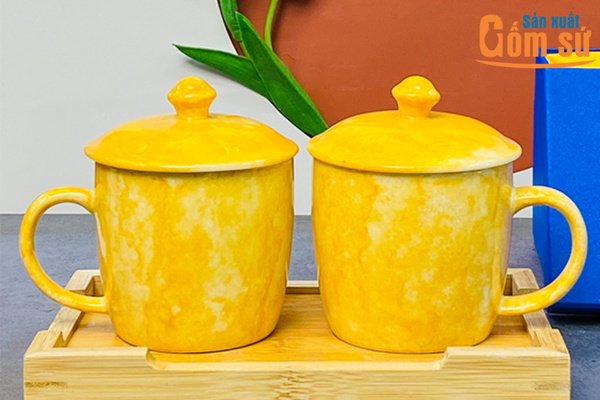 Ly sứ có nắp giữ nhiệt tốt Ly sứ có nắp giữ nhiệt tốt