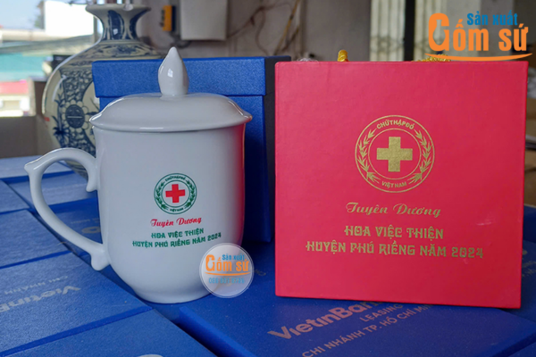 Tính năng ly sứ có nắp Tính năng ly sứ có nắp