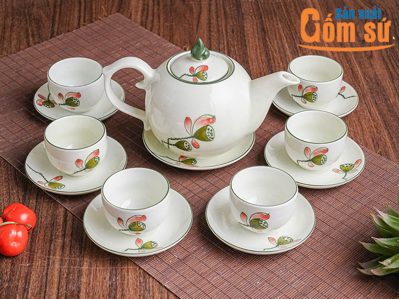 Bộ ấm ch&eacute;n B&aacute;t Tr&agrave;ng l&agrave;m qu&agrave; tặng doanh nh&acirc;n