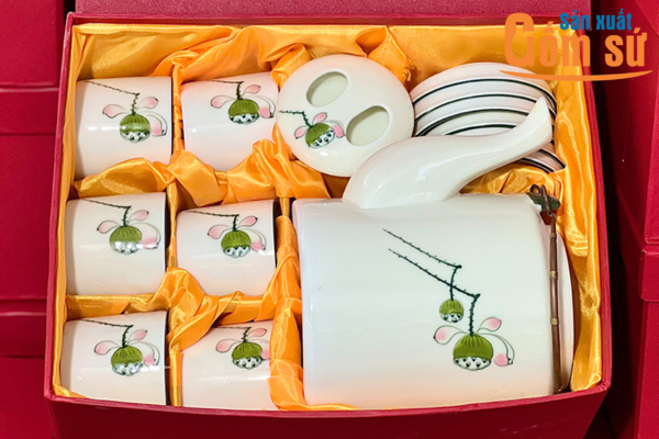 Quà tặng đại hội đảng bộ ấm chén 1 Quà tặng đại hội đảng bộ ấm chén 1