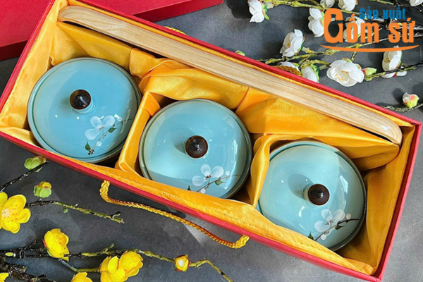 Quà tặng đại hội đảng hủ đựng bánh mứt Quà tặng đại hội đảng hủ đựng bánh mứt