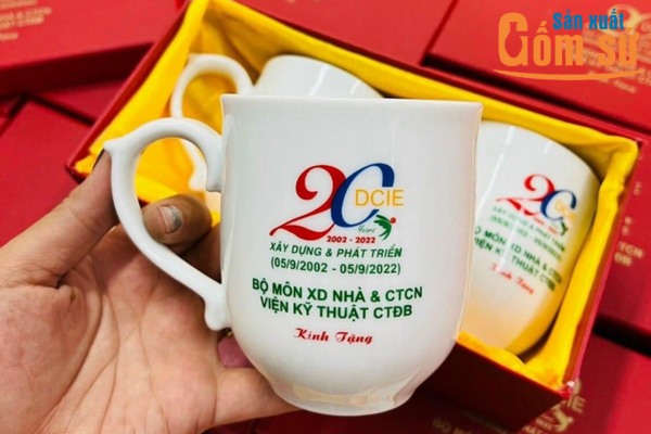 Quà tặng đại hội đảng ly sứ Quà tặng đại hội đảng ly sứ