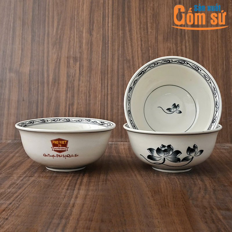 Sản xuất b&aacute;t đĩa với đa dạng mẫu m&atilde;